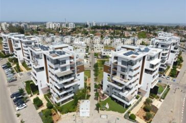 פרויקט וילה וי בחדרה של חברת וויי בוקס פרויקט וילה וי בחדרה של חברת וויי בוקס צילום בן תורג'מן וסיון מויאל