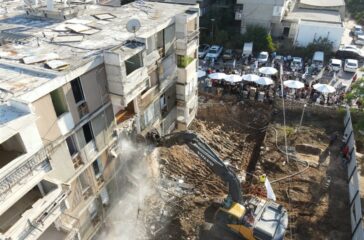 במסגרת פרויקט רובע איילון של מצלאוי ונצבא בבת ים (5) צילום ערן גמליאל (800 x 600)-254bb0ab