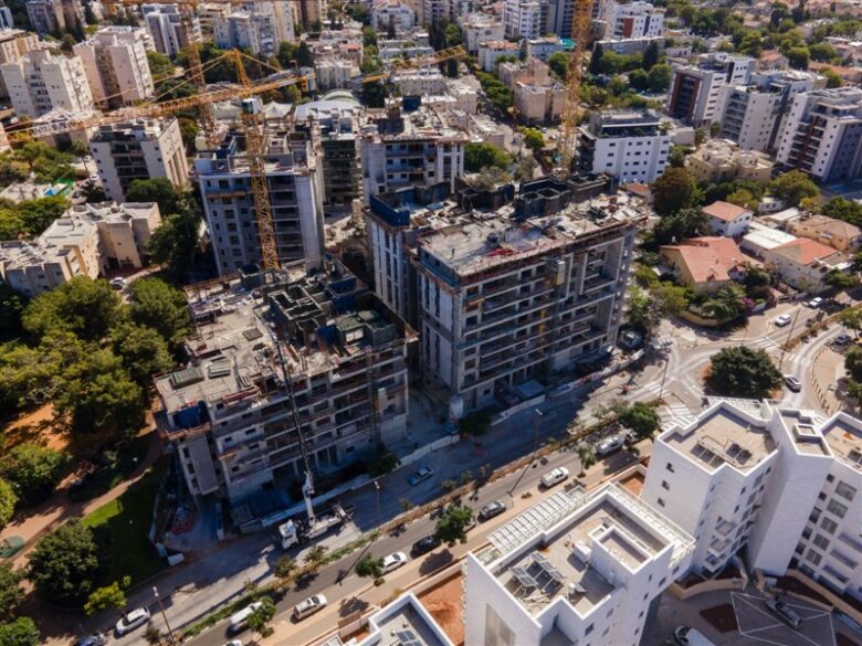 התקדמות ניכרת בבניית מתחם מטרופוליס הרצליה